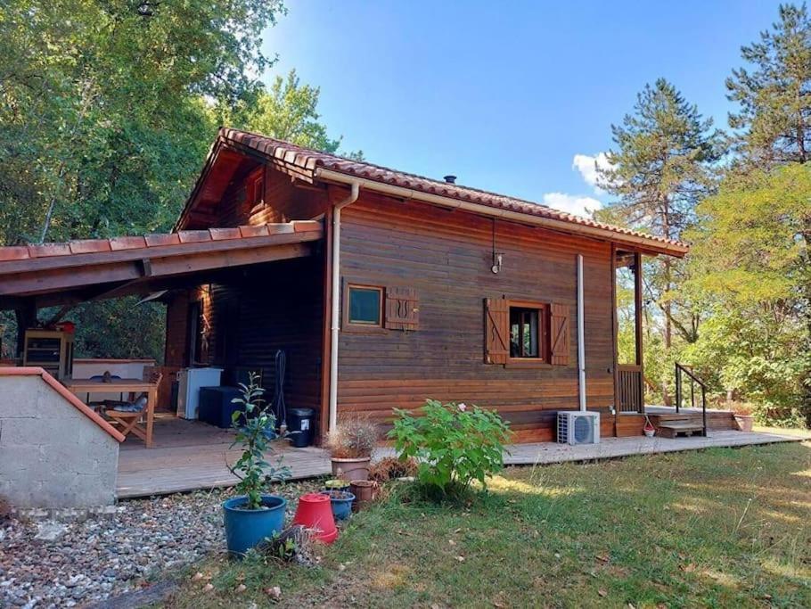 Chalet Au Milieu De La Foret Avec Lac A Proximite Layrac 外观 照片