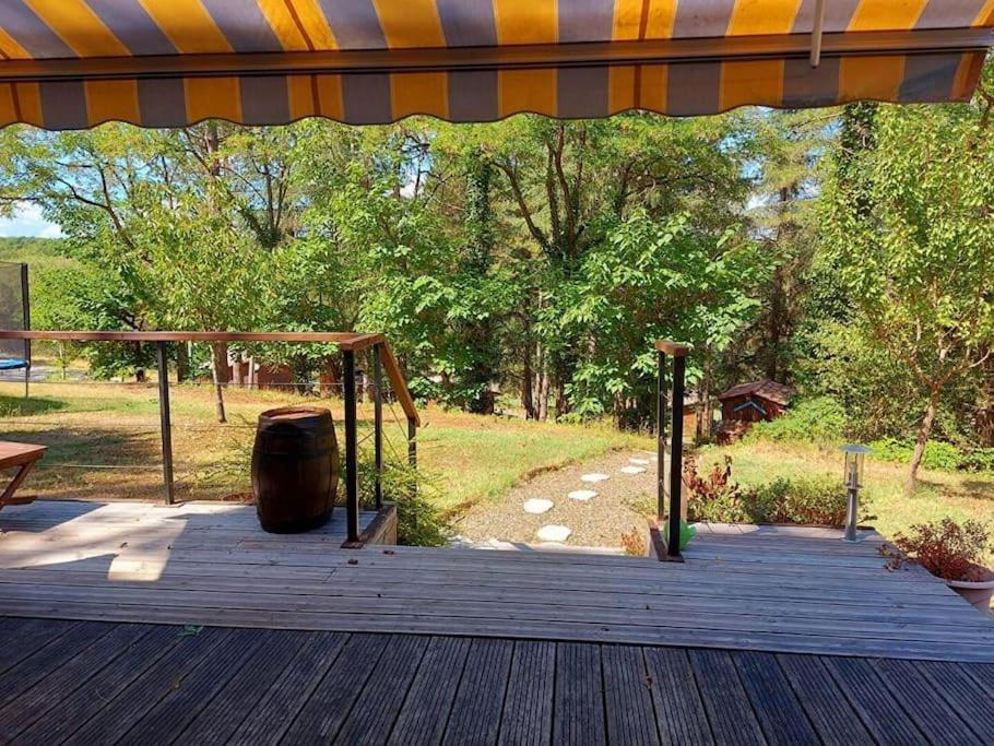 Chalet Au Milieu De La Foret Avec Lac A Proximite Layrac 外观 照片